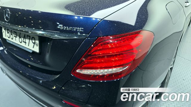 Mercedes-Benz E-Class (W213) E300e 4MATIC Exclusive 2020 — фото 23