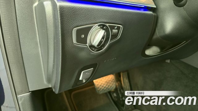 Mercedes-Benz E-Class (W213) E300e 4MATIC Exclusive 2020 — фото 29