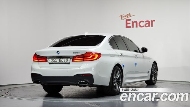 BMW 5 Series (G30) 530i M Sport Package Plus 2018 — фото 2
