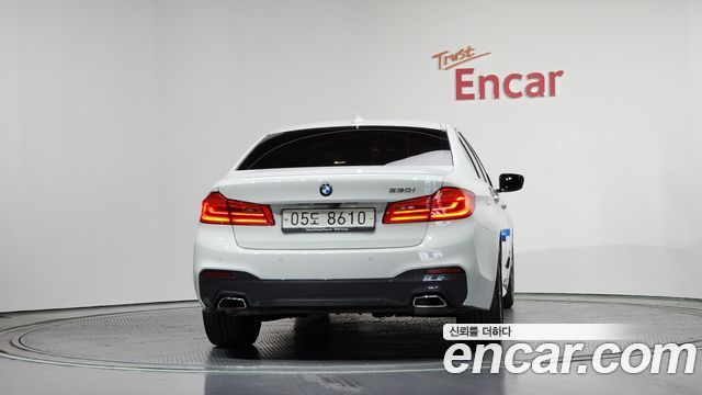 BMW 5 Series (G30) 530i M Sport Package Plus 2018 — фото 4