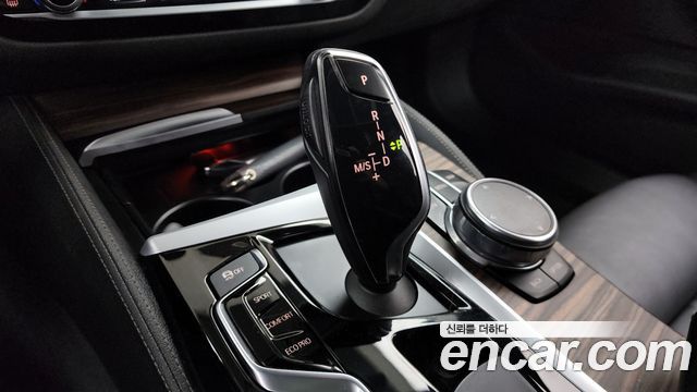 BMW 5 Series (G30) 530i M Sport Package Plus 2018 — фото 9