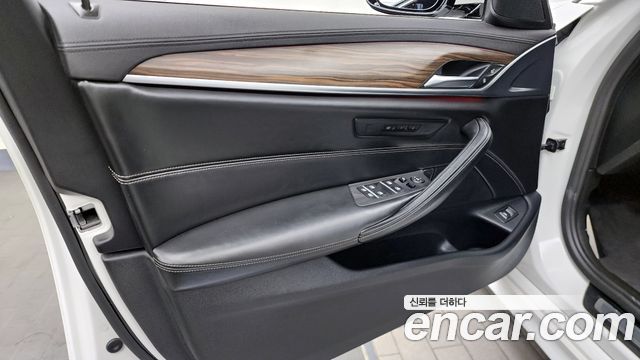 BMW 5 Series (G30) 530i M Sport Package Plus 2018 — фото 30