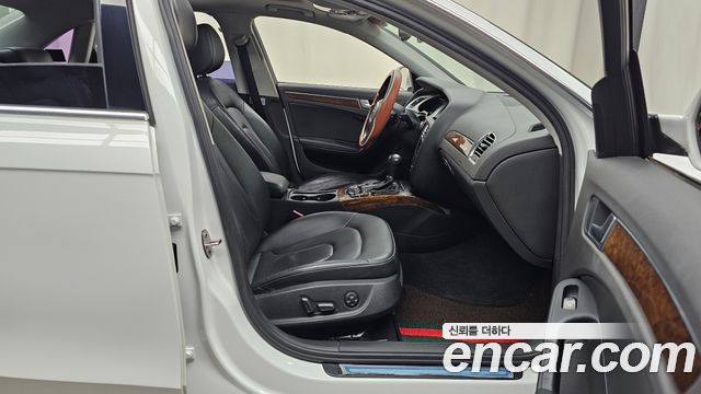 Audi A4 2.0 TFSI Quattro Dynamic B8 2012 — фото 11