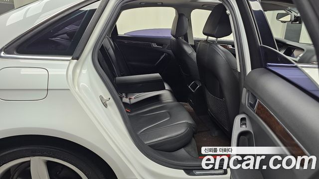 Audi A4 2.0 TFSI Quattro Dynamic B8 2012 — фото 12