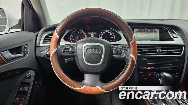 Audi A4 2.0 TFSI Quattro Dynamic B8 2012 — фото 13