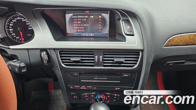Audi A4 2.0 TFSI Quattro Dynamic B8 2012 — фото 16