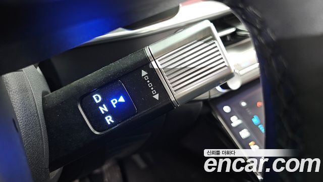 Hyundai Grandeur (GN7) 2,5 Gasoline 2WD Premium 2023 — фото 9