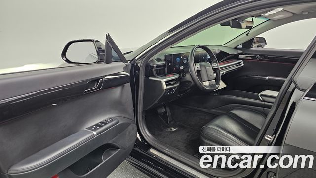 Hyundai Grandeur (GN7) 2,5 Gasoline 2WD Premium 2023 — фото 10