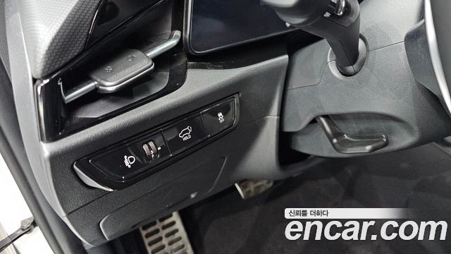 Kia Niro EV Earth 2024 — фото 17