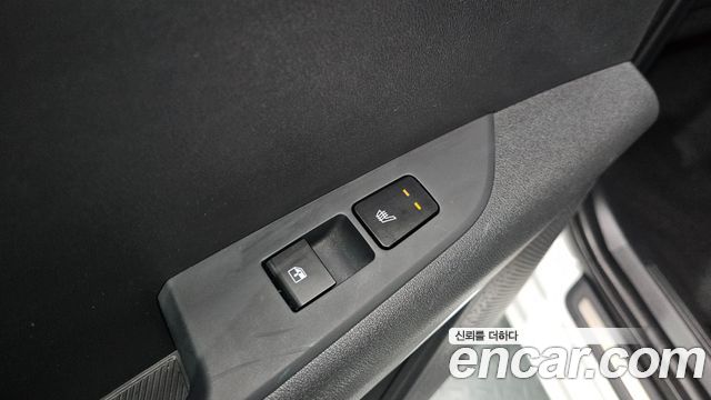 Kia Niro EV Earth 2024 — фото 22
