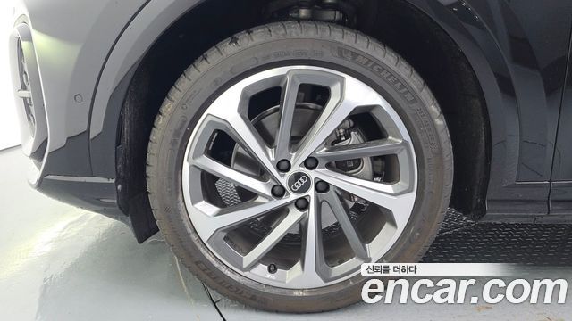 Audi Q5 (80A) 45 TFSI Quattro S line 2025 — фото 5