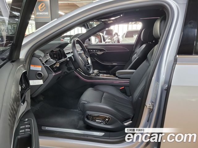 Audi A8 (D5) 55 TFSI Quattro LWB 2023 — фото 10