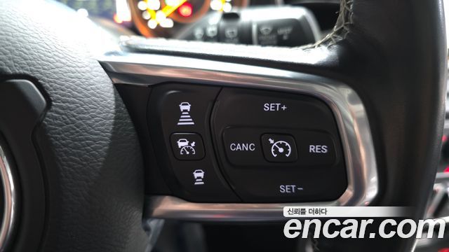 Jeep Wrangler (JL) 2.0 Overland 4Door 2019 — фото 18