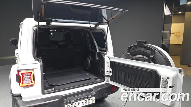 Jeep Wrangler (JL) 2.0 Overland 4Door 2019 — фото 20