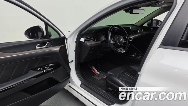 Kia K5 Hybrid (III) Signature 2021 — фото 10