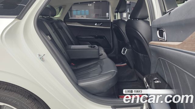 Kia K5 Hybrid (III) Signature 2021 — фото 16