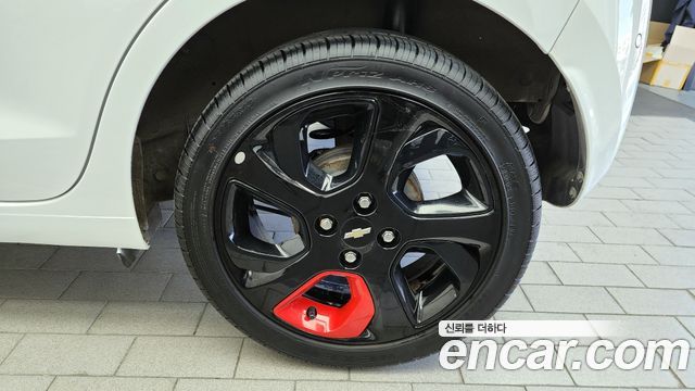 Chevrolet Spark Red Pick Edition 2021 — фото 21