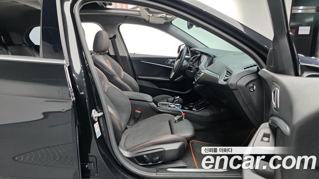 BMW 1 Series (F40) 118d Sport 2021 — фото 11
