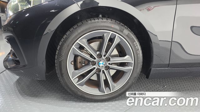 BMW 1 Series (F40) 118d Sport 2021 — фото 21