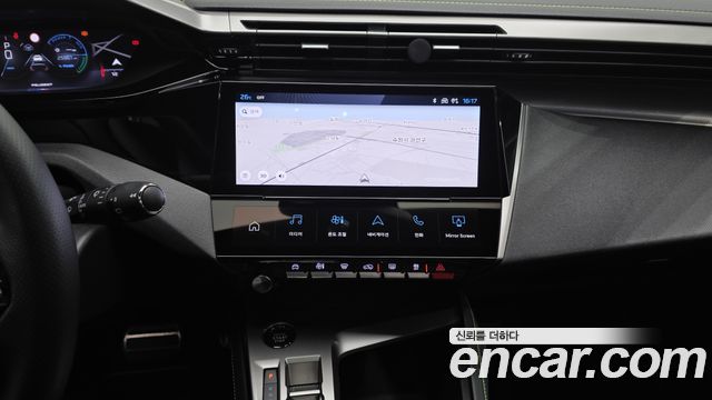 Peugeot 308 (III) 1.2 Hybrid GT 2025 — фото 13