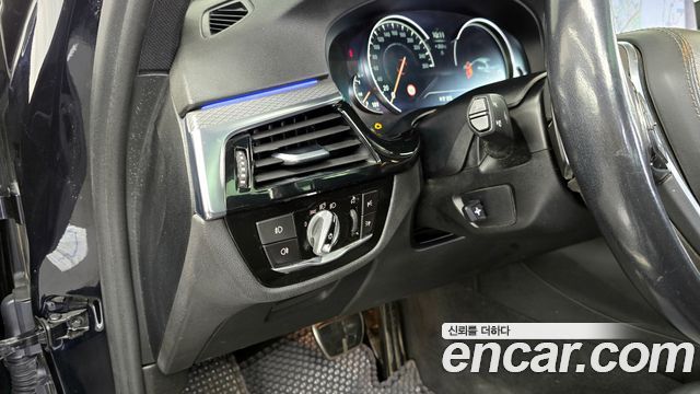 BMW 5 Series (G30) 530i xDrive M Sport Package 2018 — фото 17