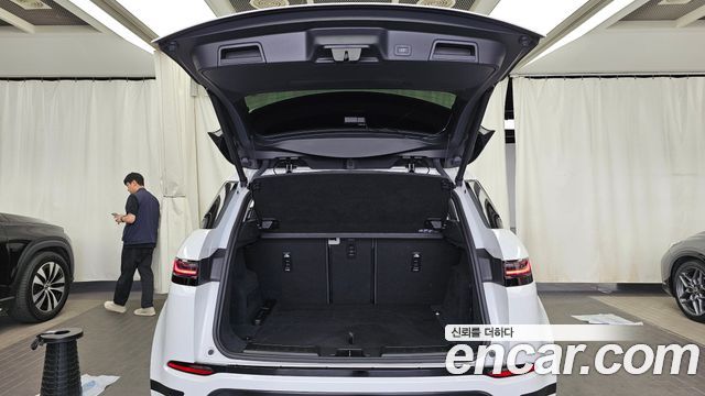 Land Rover Range Rover Evoque (II) P250 S 2024 — фото 20