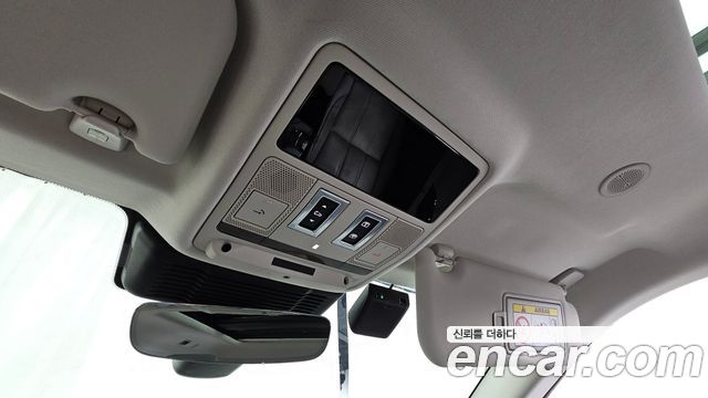 Land Rover Range Rover Evoque (II) P250 S 2024 — фото 27