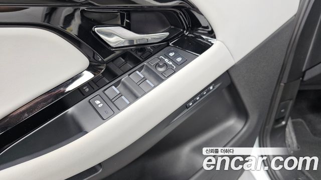 Land Rover Range Rover Evoque (II) P250 S 2024 — фото 30