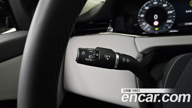 Land Rover Range Rover Evoque (II) P250 S 2024 — фото 33