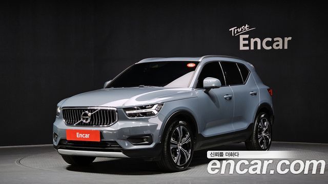 Volvo XC40 B4 Inscription 2021 — фото 1