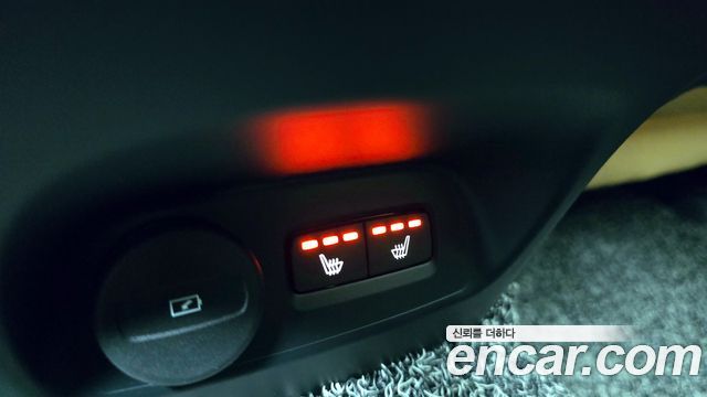 Volvo XC40 B4 Inscription 2021 — фото 19