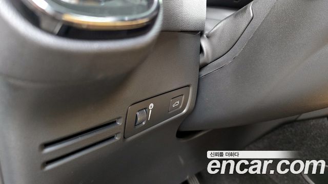 Volvo XC40 B4 Inscription 2021 — фото 27
