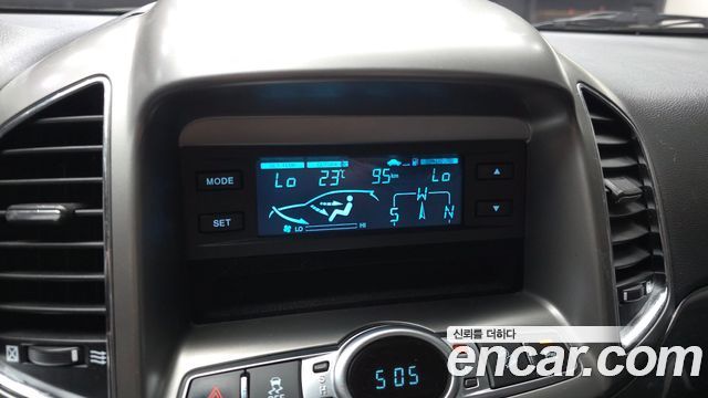 Chevrolet Captiva 4WD LTZ 2015 — фото 14
