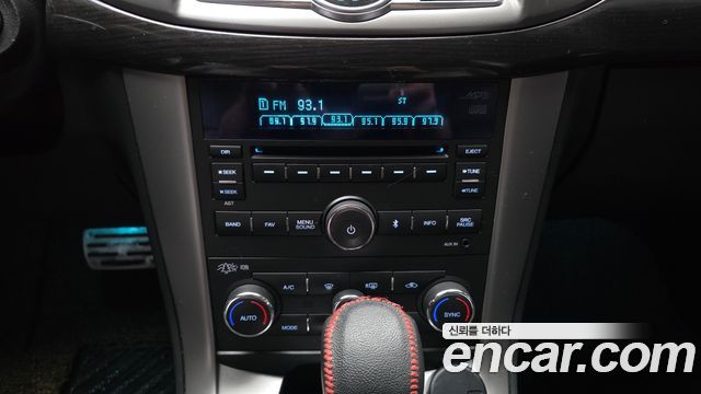 Chevrolet Captiva 4WD LTZ 2015 — фото 15