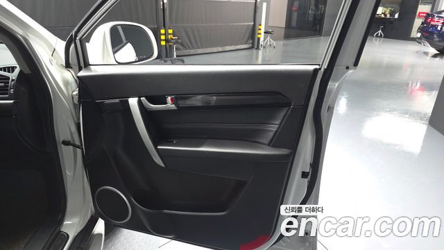 Chevrolet Captiva 4WD LTZ 2015 — фото 24