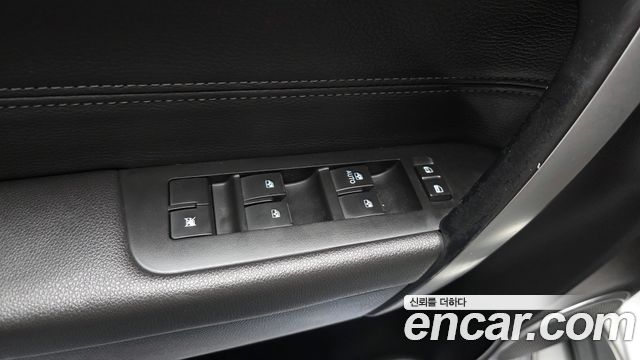 Chevrolet Captiva 4WD LTZ 2015 — фото 33
