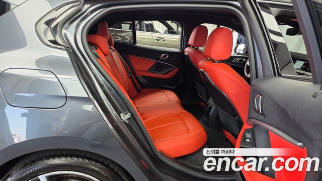 BMW 1 Series (F40) 120i M Sports 2021 — фото 12