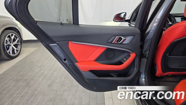 BMW 1 Series (F40) 120i M Sports 2021 — фото 25