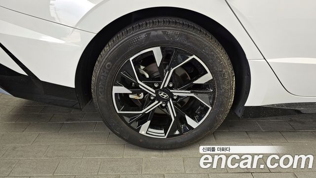 Hyundai Sonata The Edge (DN8) 2.0 Exclusive 2024 — фото 5
