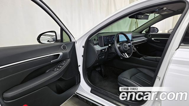 Hyundai Sonata The Edge (DN8) 2.0 Exclusive 2024 — фото 10