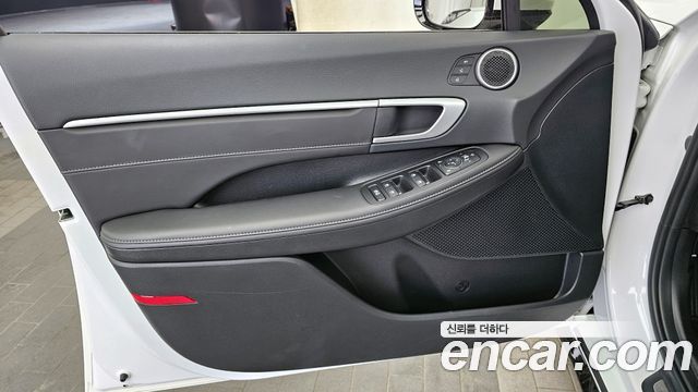 Hyundai Sonata The Edge (DN8) 2.0 Exclusive 2024 — фото 24