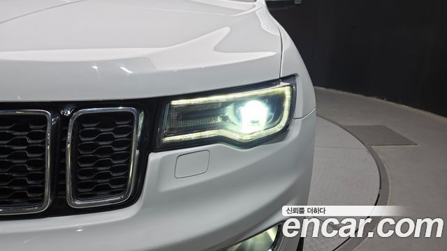 Jeep Grand Cherokee 3.6 Limited WK2 2018 — фото 22