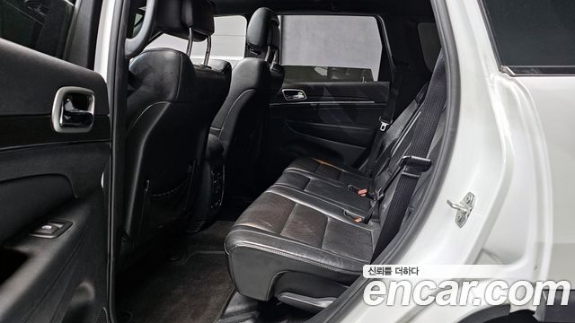Jeep Grand Cherokee 3.6 Limited WK2 2018 — фото 26