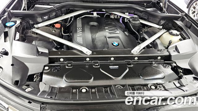 BMW X7 (G07) xDrive 40i M Sport 7STR 2025 — фото 6