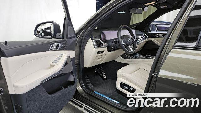 BMW X7 (G07) xDrive 40i M Sport 7STR 2025 — фото 10