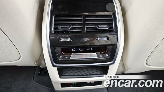 BMW X7 (G07) xDrive 40i M Sport 7STR 2025 — фото 18