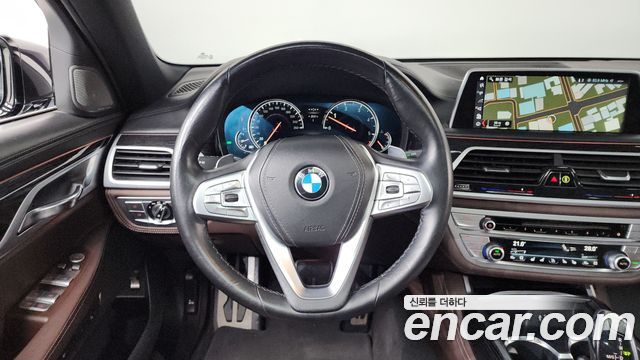BMW 7 Series (G11) 730Ld xDrive M Sport 2018 — фото 16