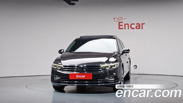 Volkswagen Passat GT (B8) 2.0 TDI Prestige 2022 — фото 3