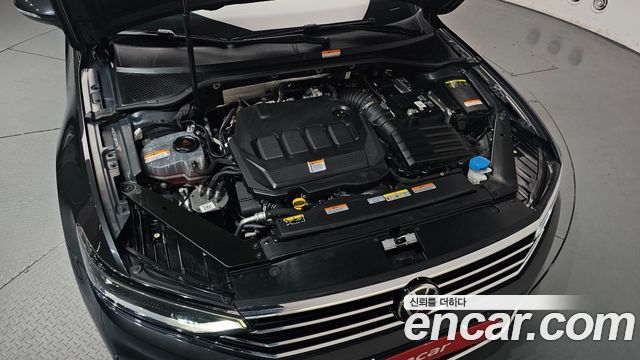Volkswagen Passat GT (B8) 2.0 TDI Prestige 2022 — фото 6