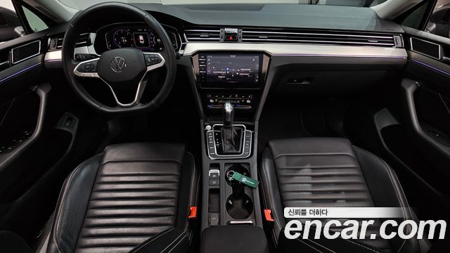 Volkswagen Passat GT (B8) 2.0 TDI Prestige 2022 — фото 7